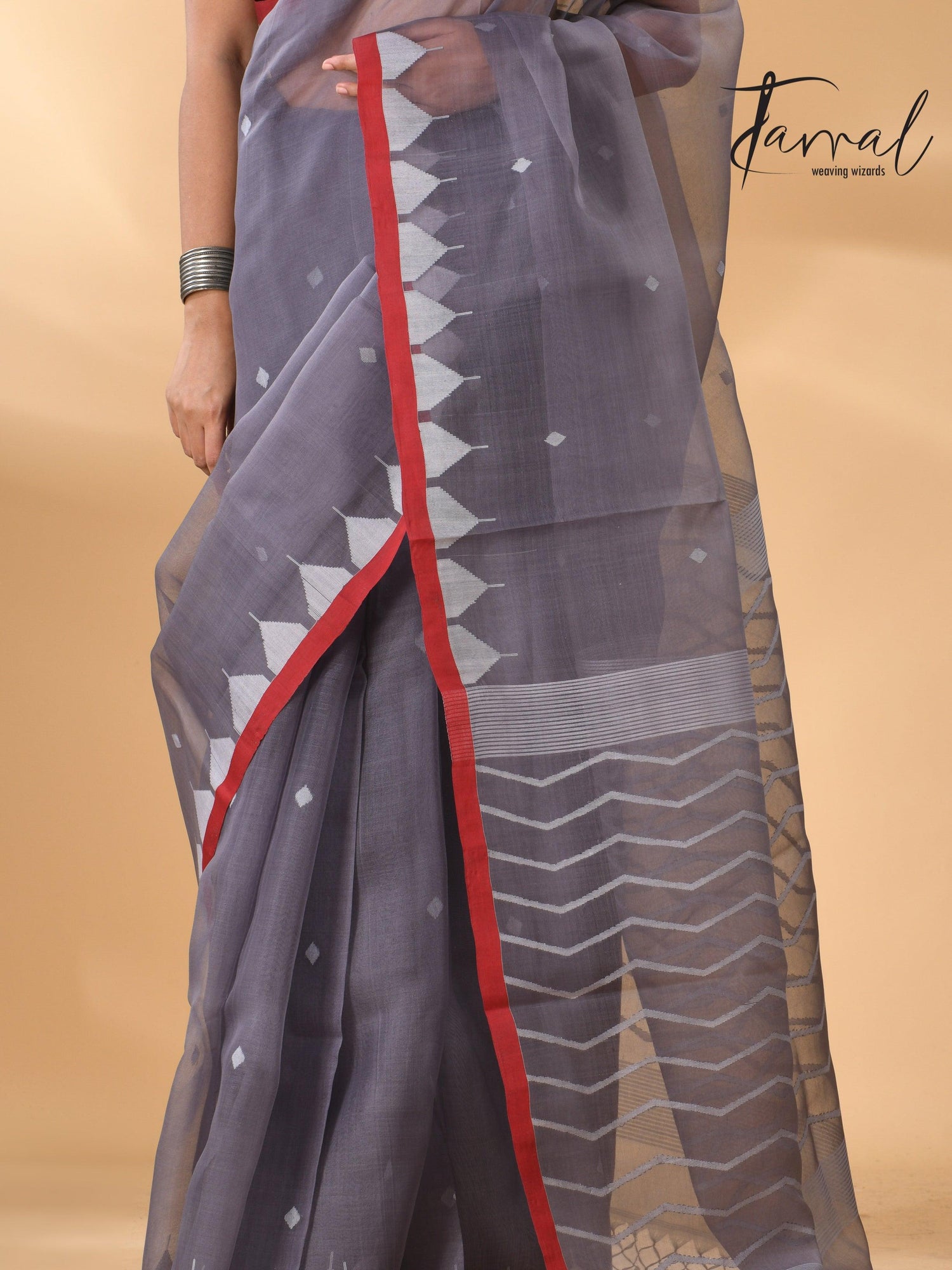 Grey Muslin Silk Handwoven Neddle Work Jamdani Saree Bottom