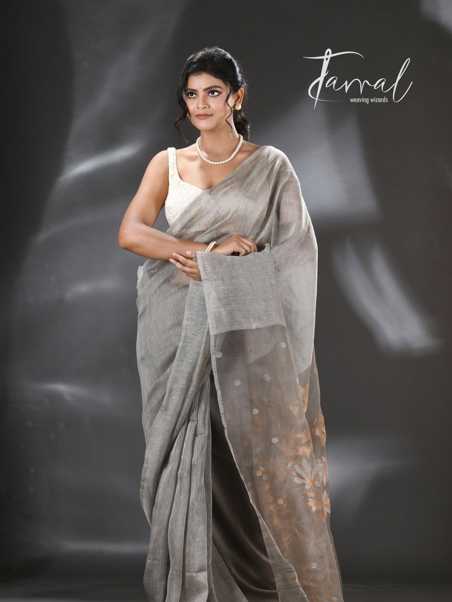 jamdani saree, jamdani, handloom, handwoven, saree, silk, dhakai, weaving, kolkatasaree, tamalboutique