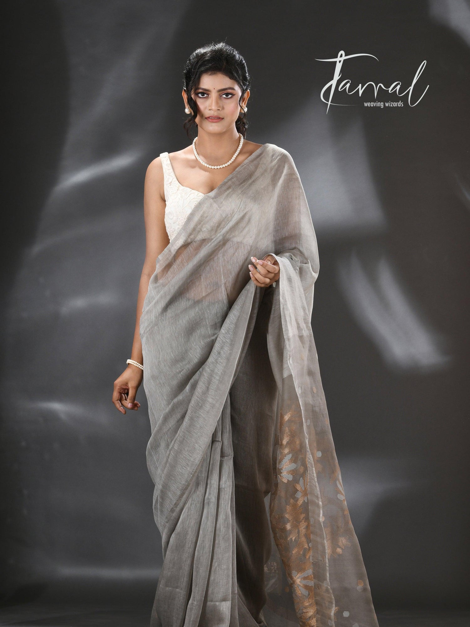 jamdani saree, jamdani, handloom, handwoven, saree, silk, dhakai, weaving, kolkatasaree, tamalboutique