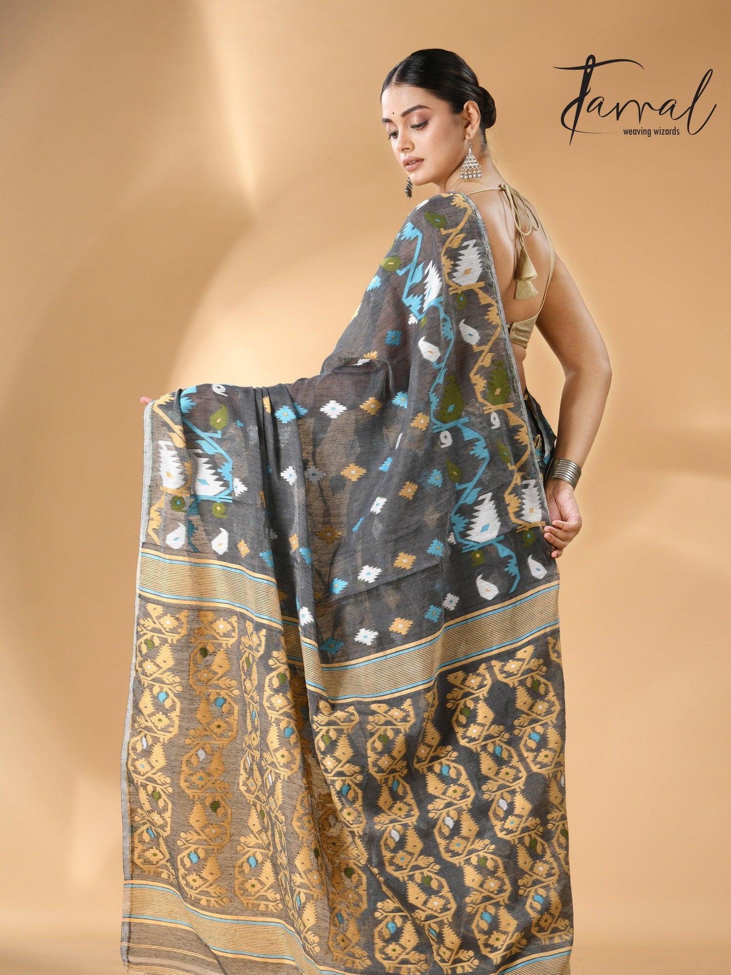 jamdani saree, jamdani, handloom, handwoven, saree, silk, dhakai, weaving, kolkatasaree, tamalboutique