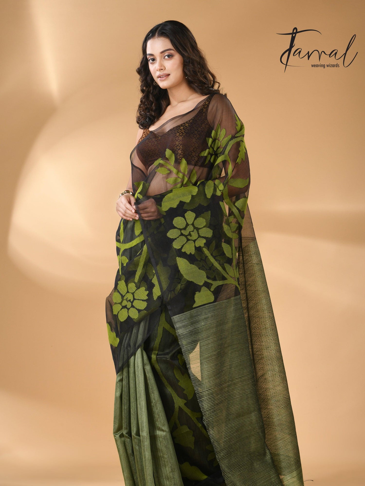 Half Muslin Matka Handwoven Jamdani Saree full5