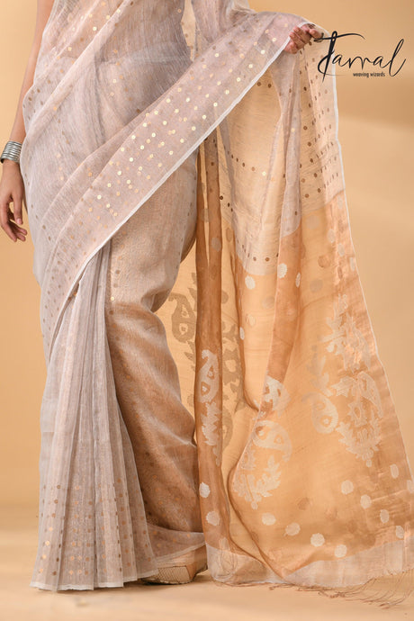 Handwoven Needlework Jamdani Saree featuring a Grey and Brown Pallu bottom