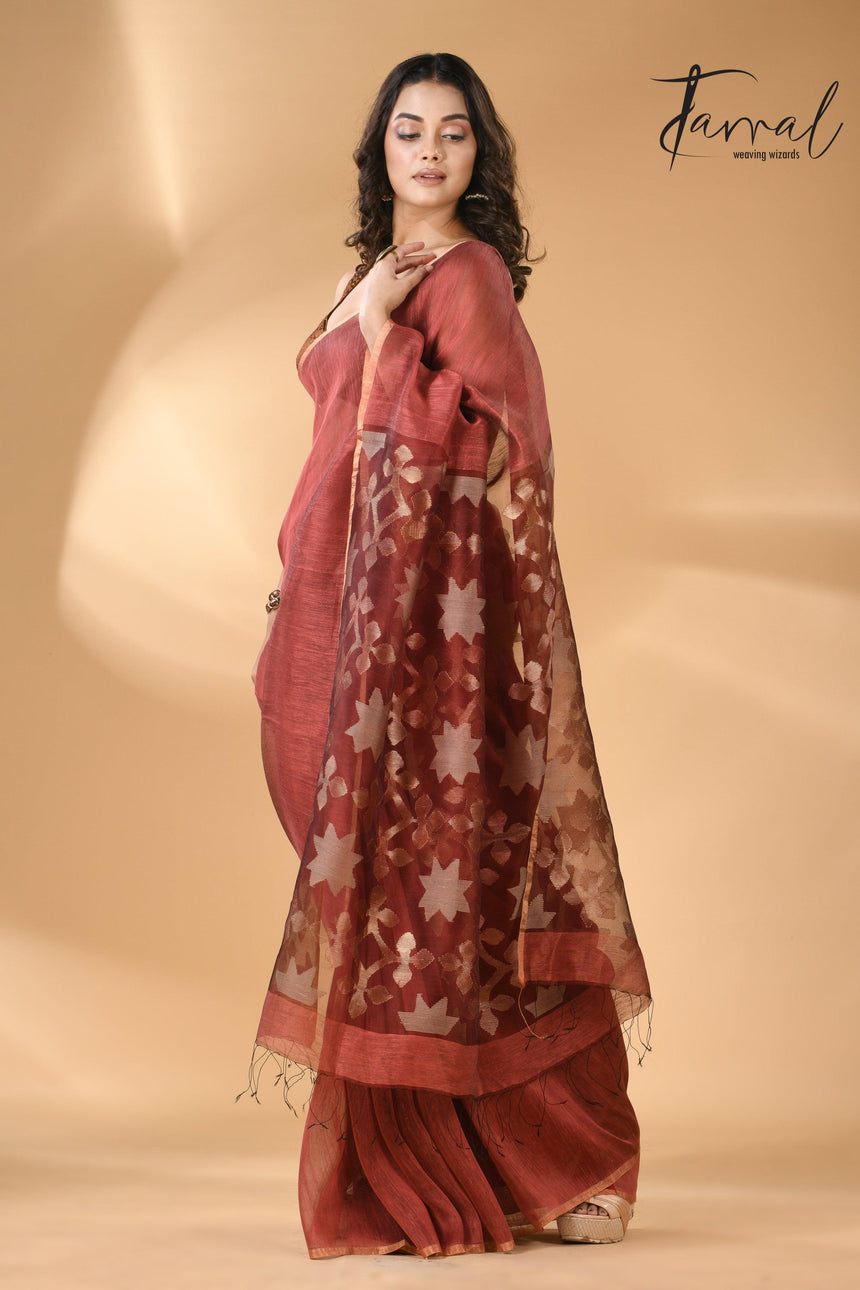 Handwoven jamdani saree in maroon star-pallu in silk linen full2