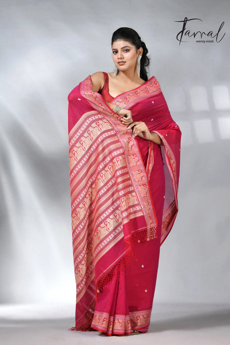 Hot pink colour in Baluchuri cotton handwoven jamdani saree