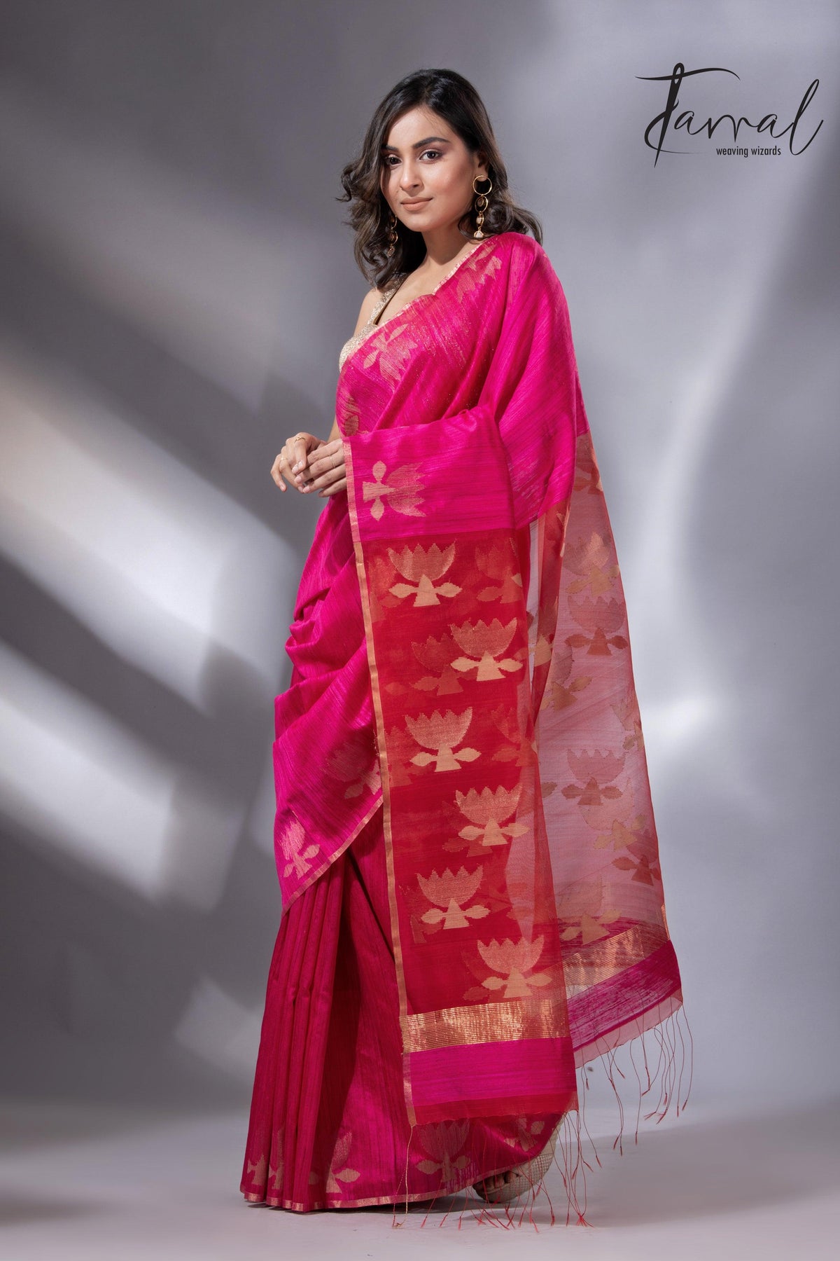 Hot pink with zari golden lotus matka silk handwoven jamdani saree - Tamal Boutique