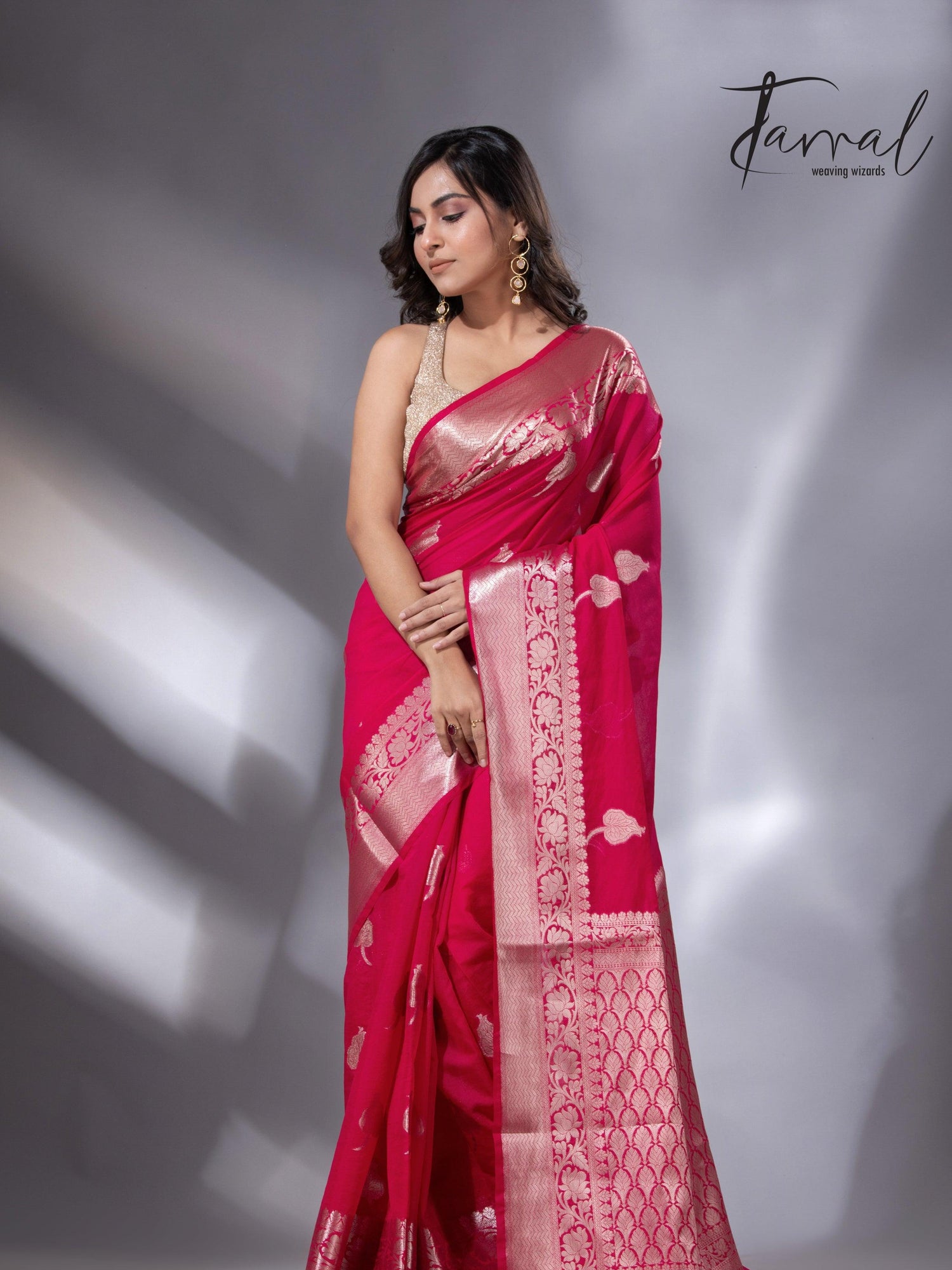 Hot pink with zari work organza silk leafy banarasi handloom saree full4