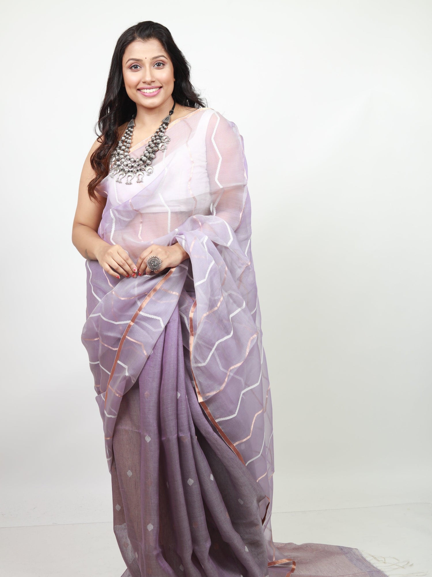Lavender colour half silk & half linen temple border handwoven jamdani saree - Tamal Boutique