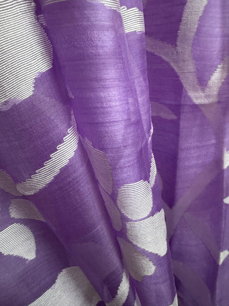 Lavender with white half & half muslin & matka silk handwoven jamdani saree - Tamal Boutique