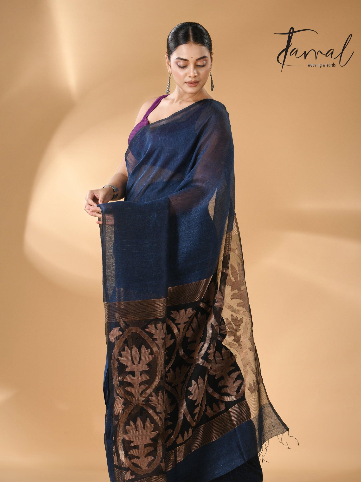 Indigo Silk Linen Handwoven Jamdani Saree with Golden Zari full2