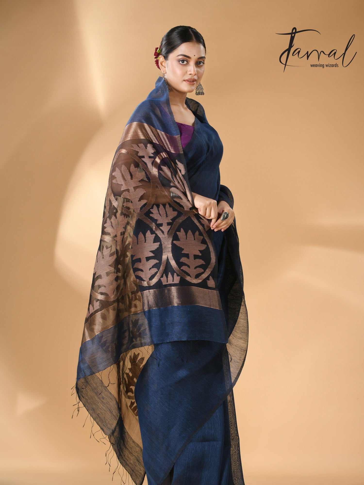 Indigo Silk Linen Handwoven Jamdani Saree with Golden Zari full3