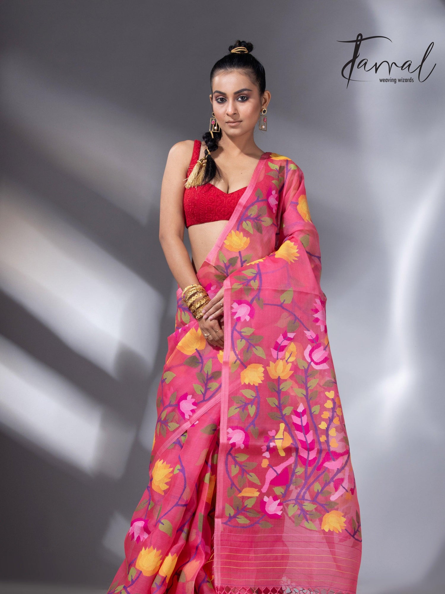 Kasmiri pink allover floral handwoven muslin silk jamdani saree