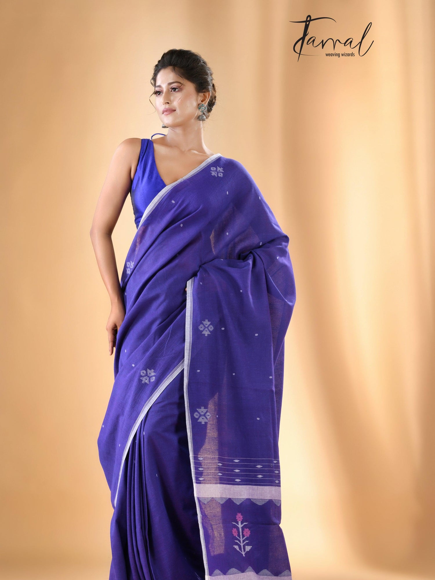 Lavender with tree pallu pure cotton handwoven jamdani saree