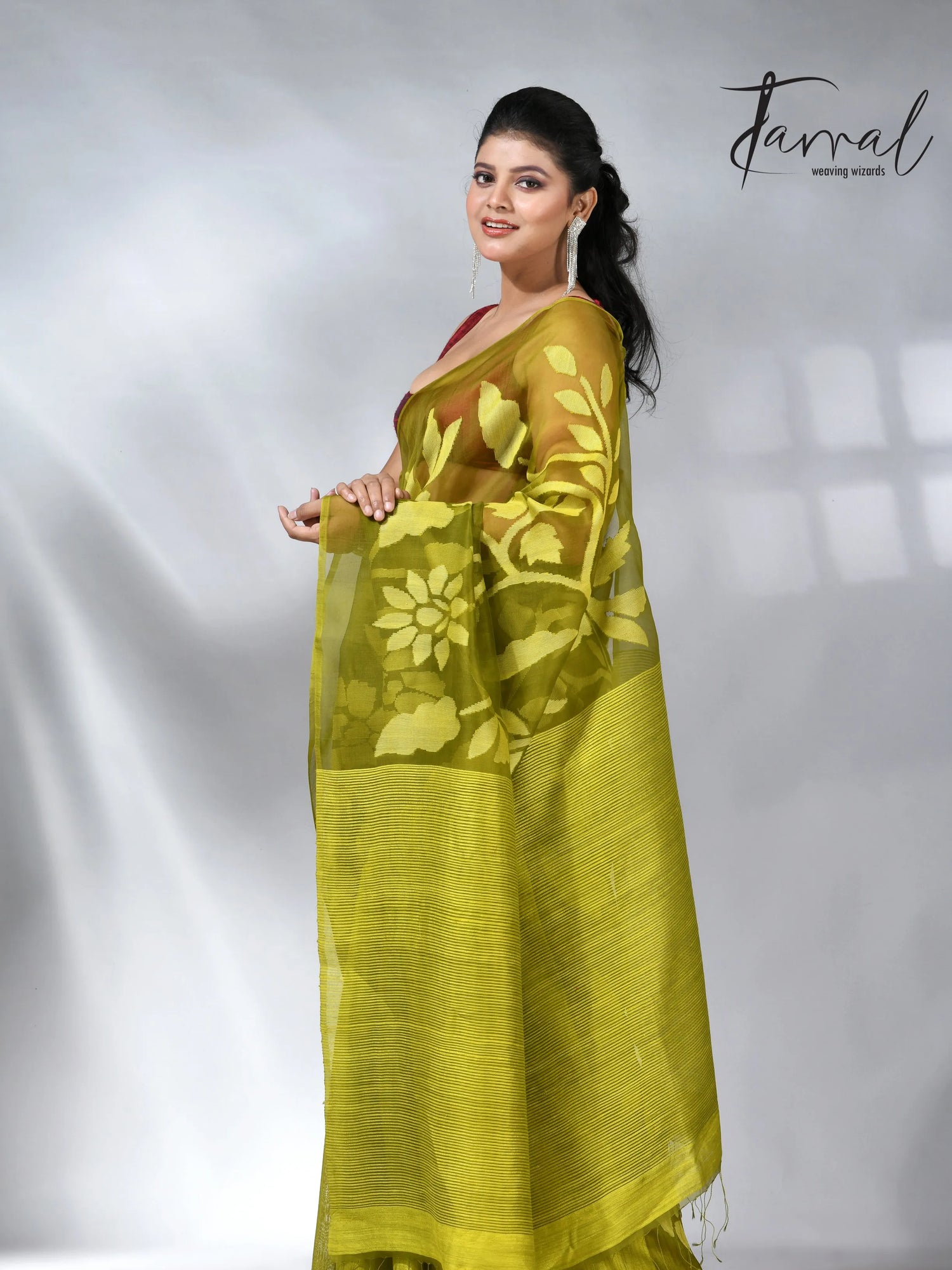 Lemon Green half & matka muslin silk handwoven jamdani saree