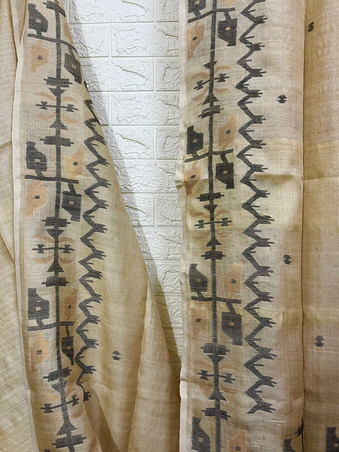 Light beige with black colour traditional tussar silk handwoven dhakai jamdani saree