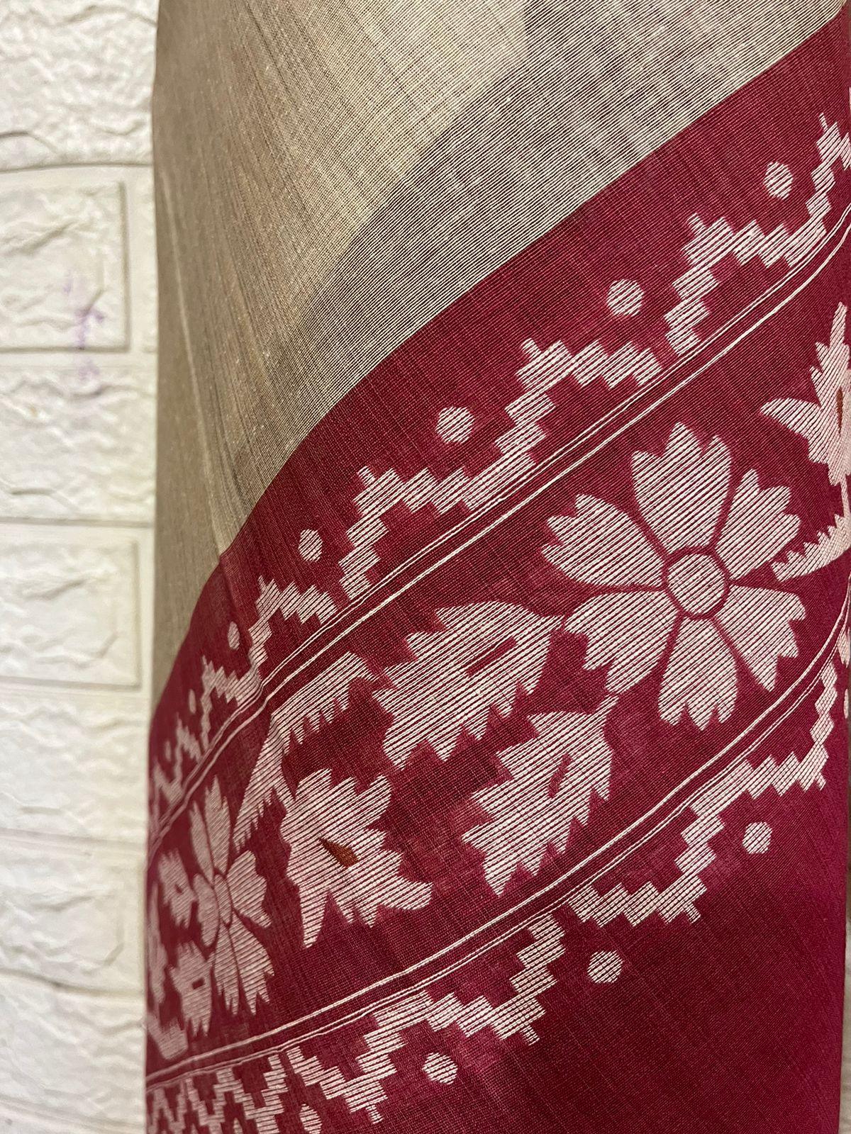Light Beige with multiple pallu silk cotton handloom jamdani saree - Tamal Boutique