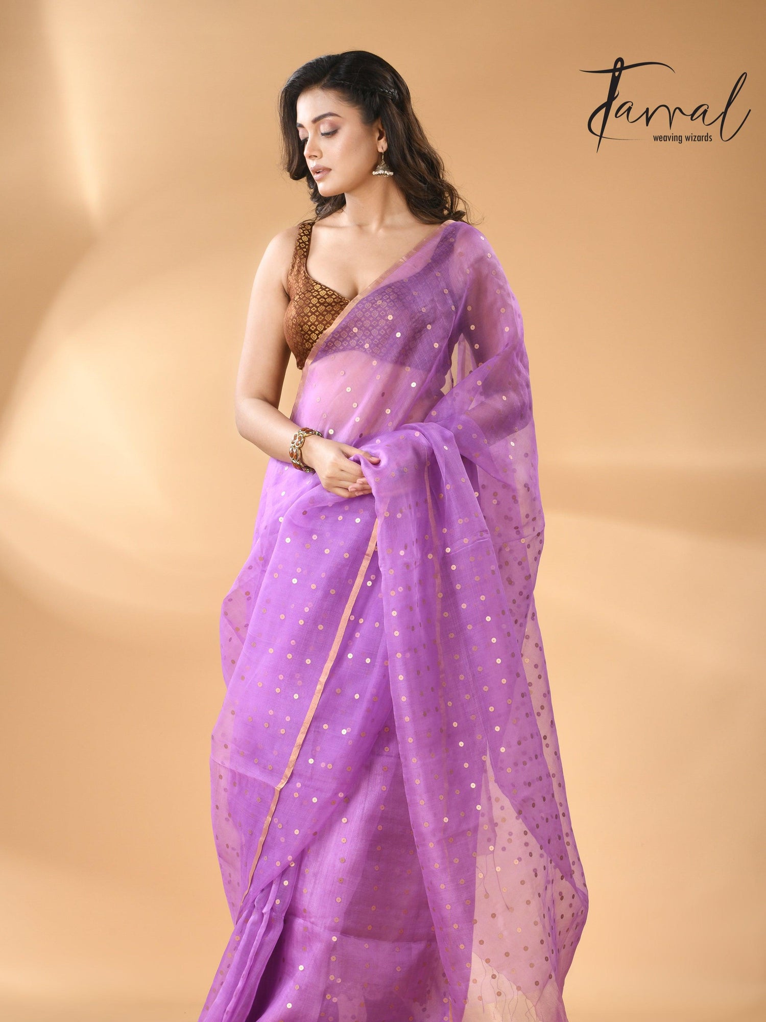 Light Purple With Zari Sequins Muslin Silk Handwoven Jamdani Saree full2