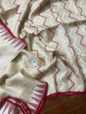 Light beige with red colour Tussar silk cut shuttle design handwoven jamdani saree - Tamal Boutique