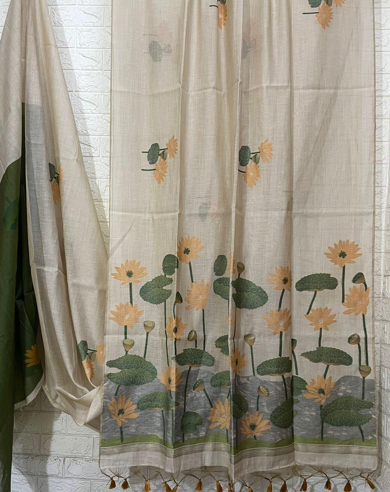 Light beige with yellow colour water lily woven motifs handloom silk cotton saree - Tamal Boutique