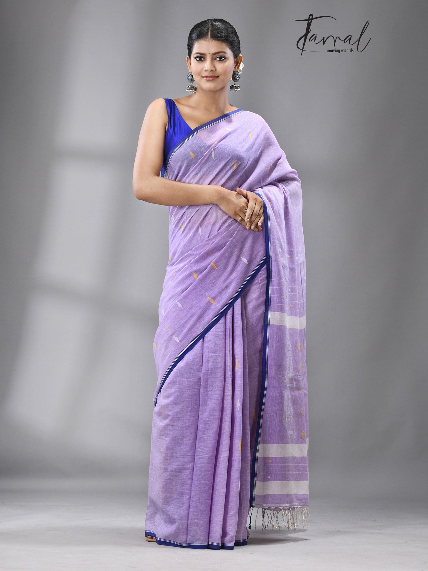 Light lavender With blue Border Pure Cotton Handwoven Jamdani Saree - Tamal Boutique