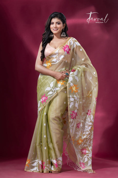 Light mehendi green border muslin silk handwoven jamdani saree2