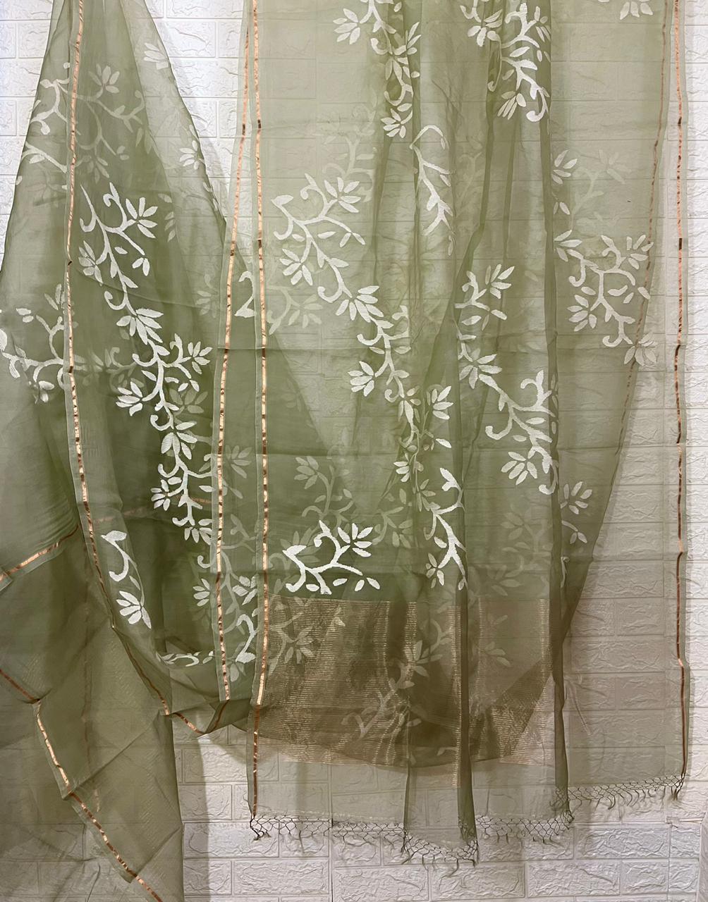 Light mint green with white allover floral handwoven jamdani in muslin silk saree - Tamal Boutique