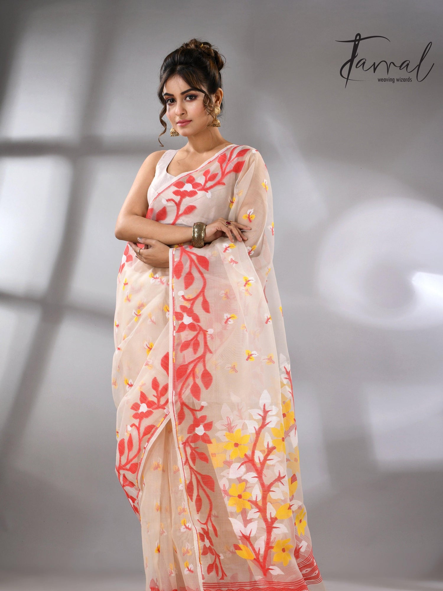 jamdani saree, jamdani, handloom, handwoven, saree, silk, dhakai, weaving, kolkatasaree, tamalboutique