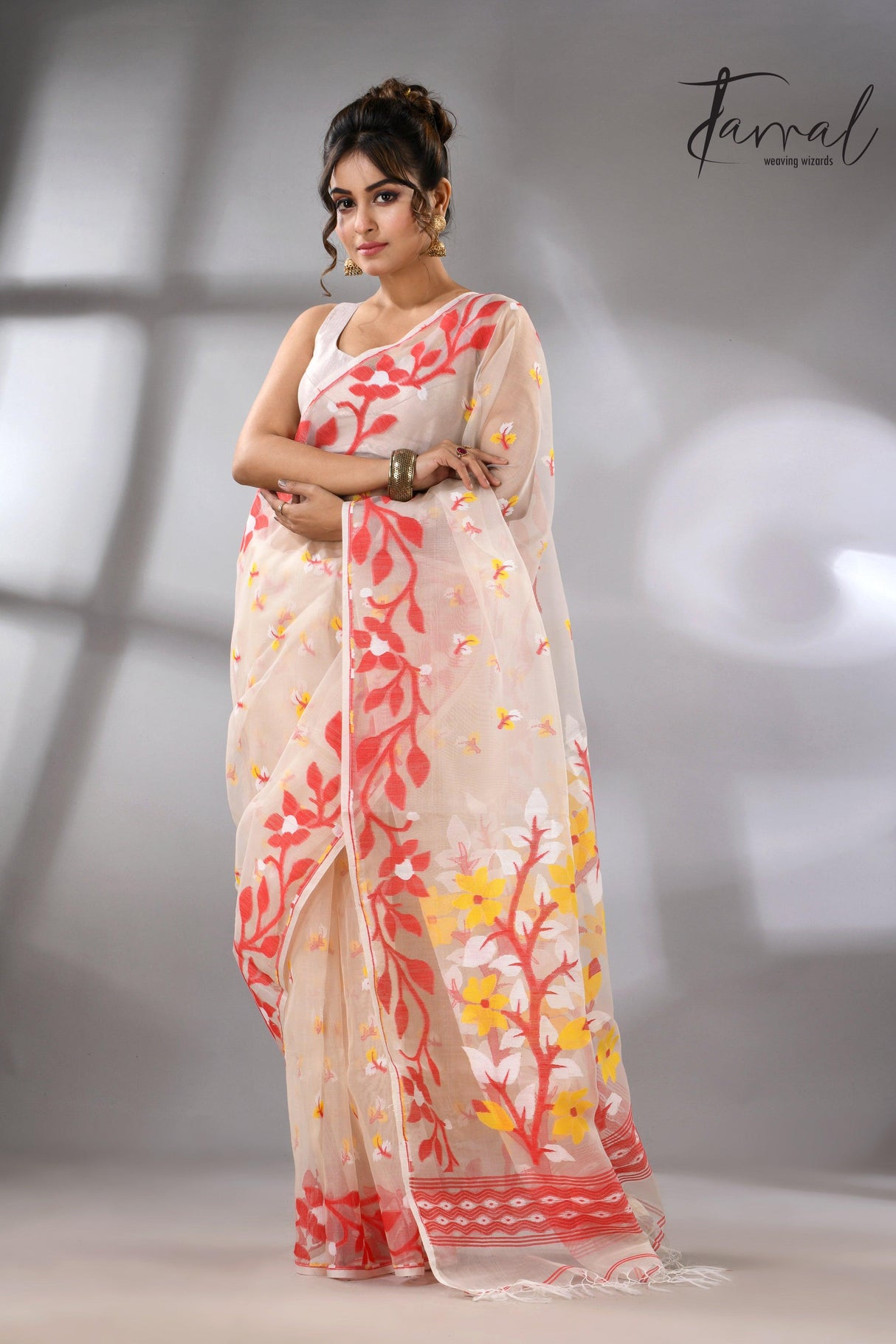 jamdani saree, jamdani, handloom, handwoven, saree, silk, dhakai, weaving, kolkatasaree, tamalboutique
