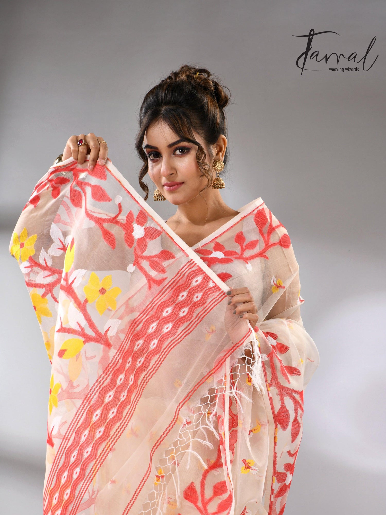 jamdani saree, jamdani, handloom, handwoven, saree, silk, dhakai, weaving, kolkatasaree, tamalboutique