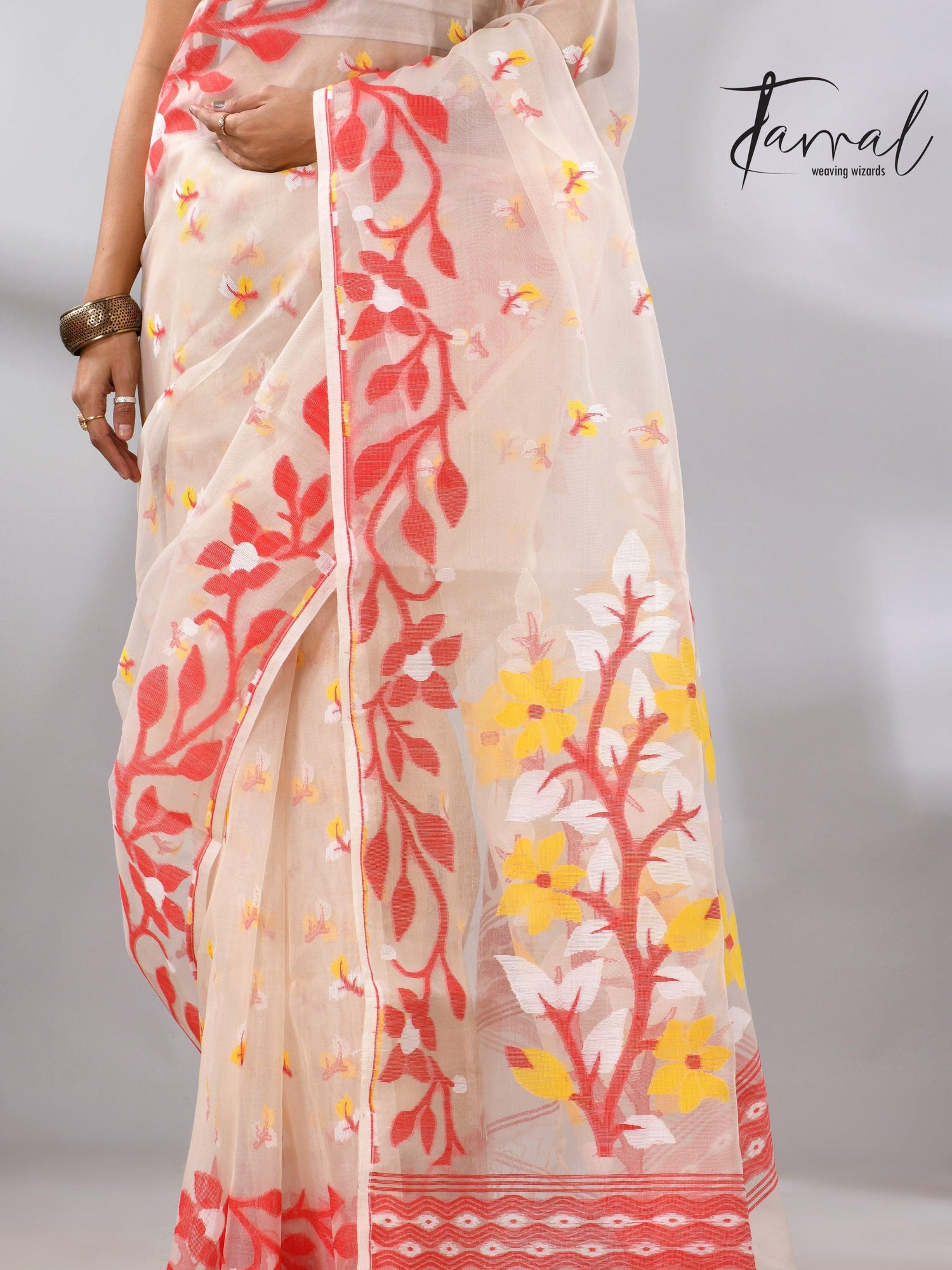 jamdani saree, jamdani, handloom, handwoven, saree, silk, dhakai, weaving, kolkatasaree, tamalboutique