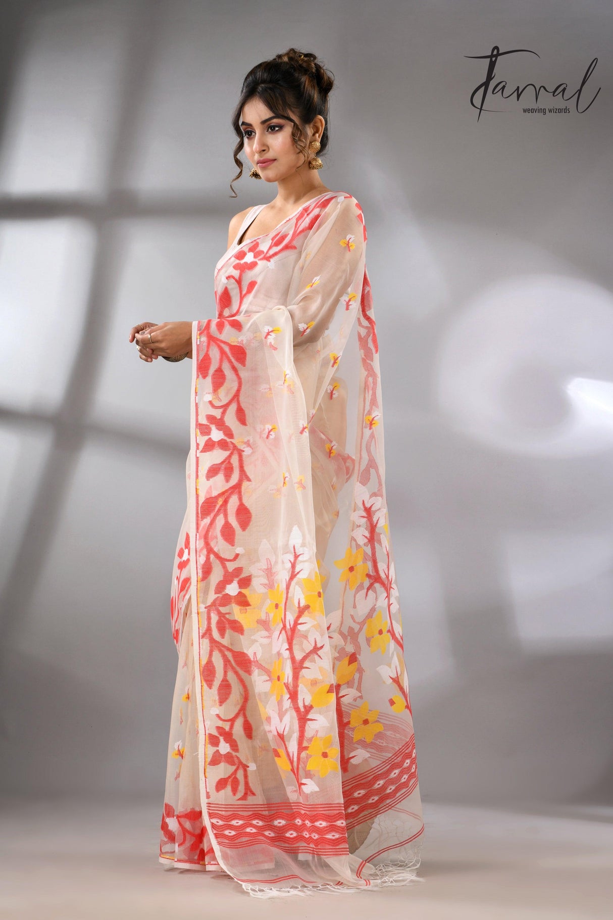 jamdani saree, jamdani, handloom, handwoven, saree, silk, dhakai, weaving, kolkatasaree, tamalboutique