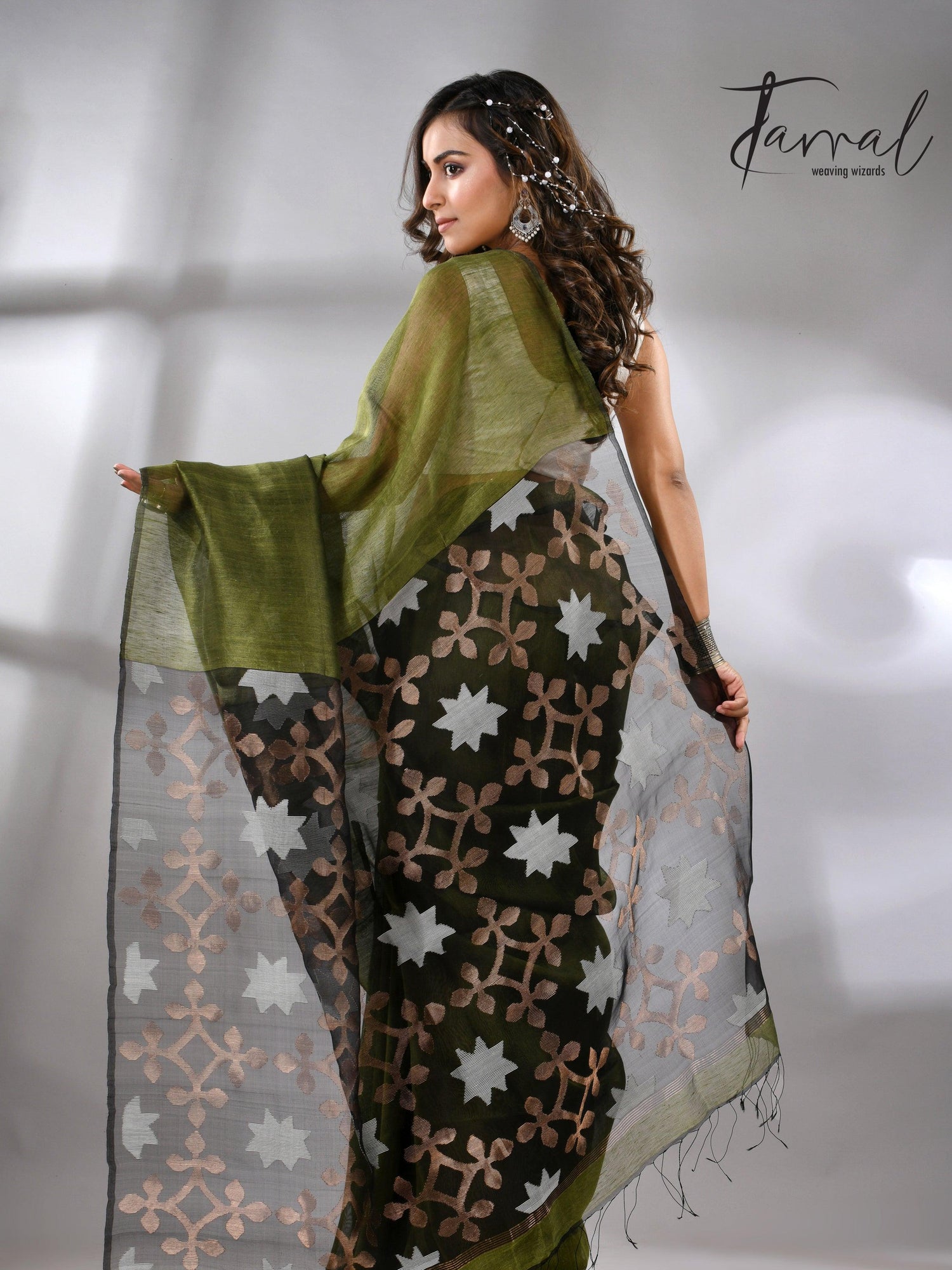 Linen handwoven jamdani saree in green and black star pallu back