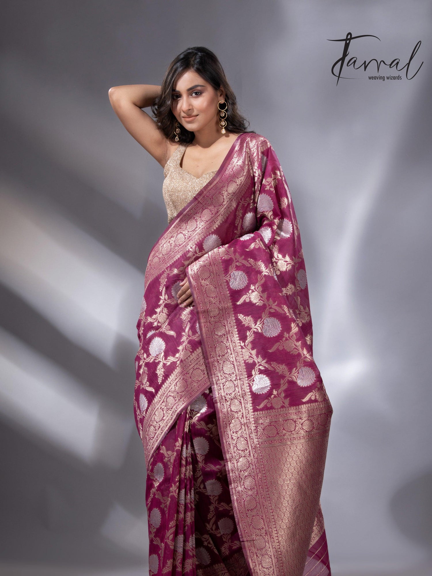 jamdani saree, jamdani, handloom, handwoven, saree, silk, dhakai, weaving, kolkatasaree, tamalboutique
