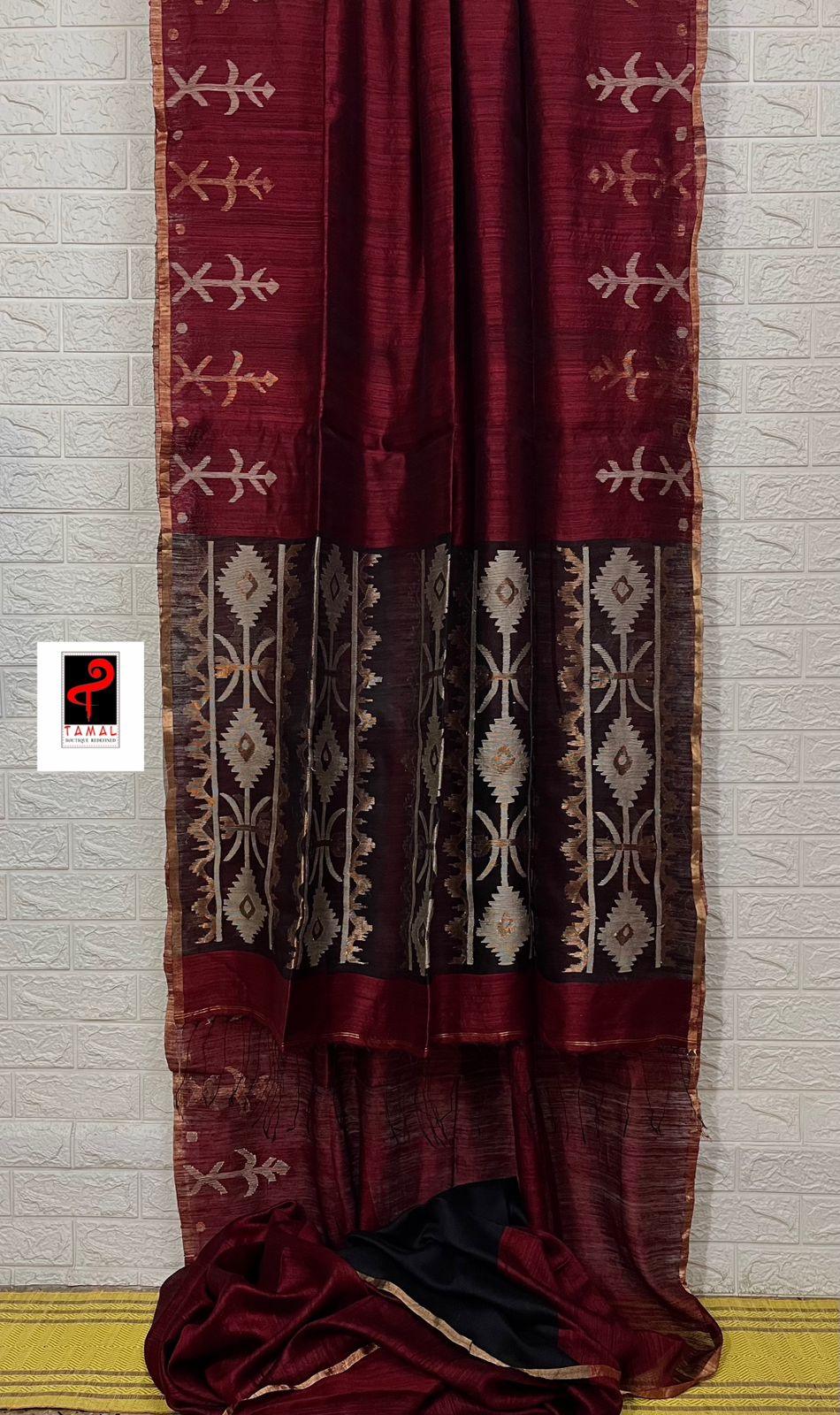Maroon with golden zari matka silk handwoven jamdani saree - Tamal Boutique