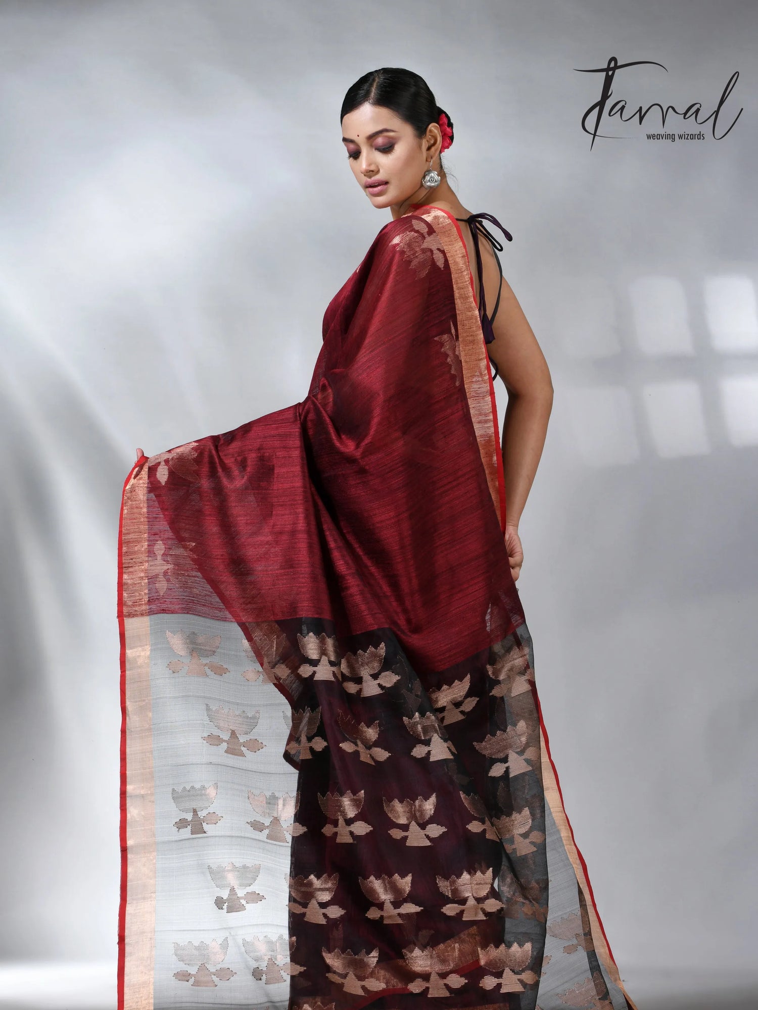Marron with border lotus matka silk handwoven jamdani saree