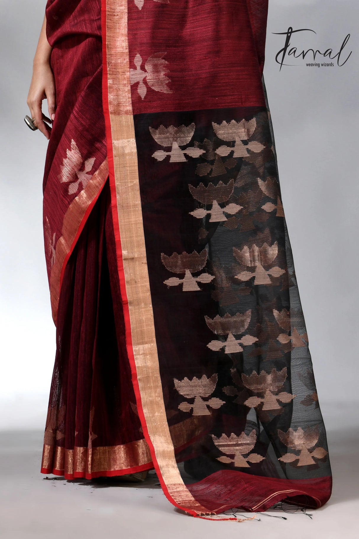 Marron with border lotus matka silk handwoven jamdani saree