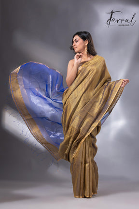 Matka Silk Handwoven Jamdani Saree with Blue Pallu
