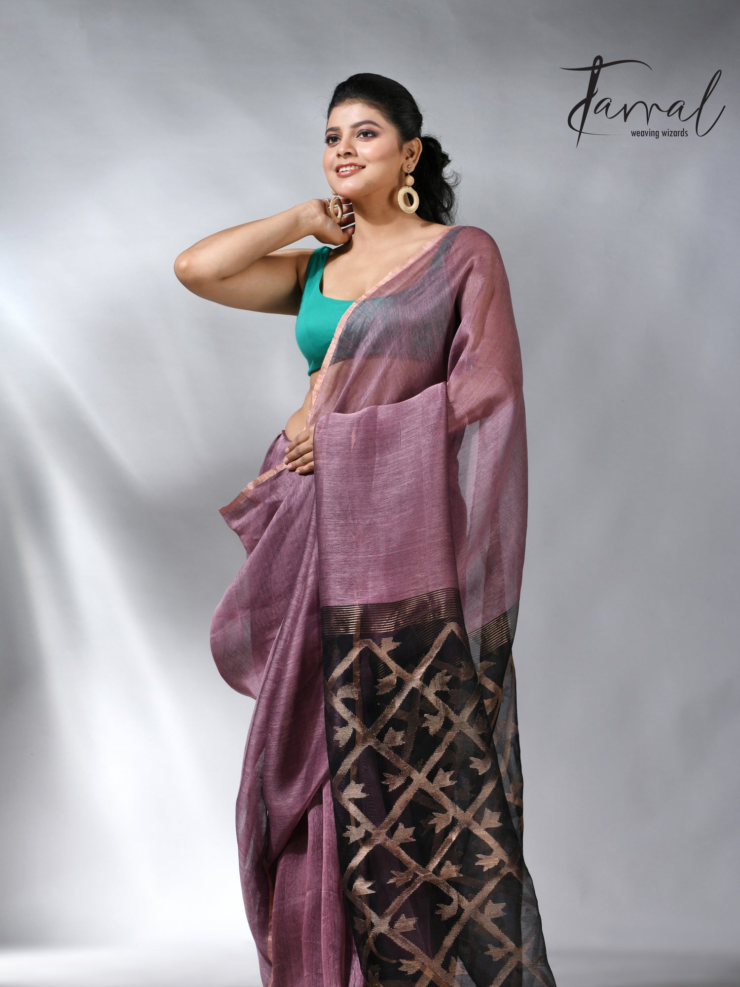 jamdani saree, jamdani, handloom, handwoven, saree, silk, dhakai, weaving, kolkatasaree, tamalboutique