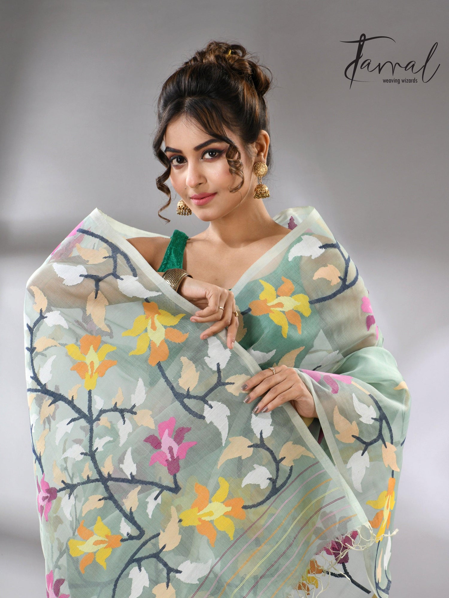 Mint Green_Jamdani_Saree_with_Multicolor_Close_up