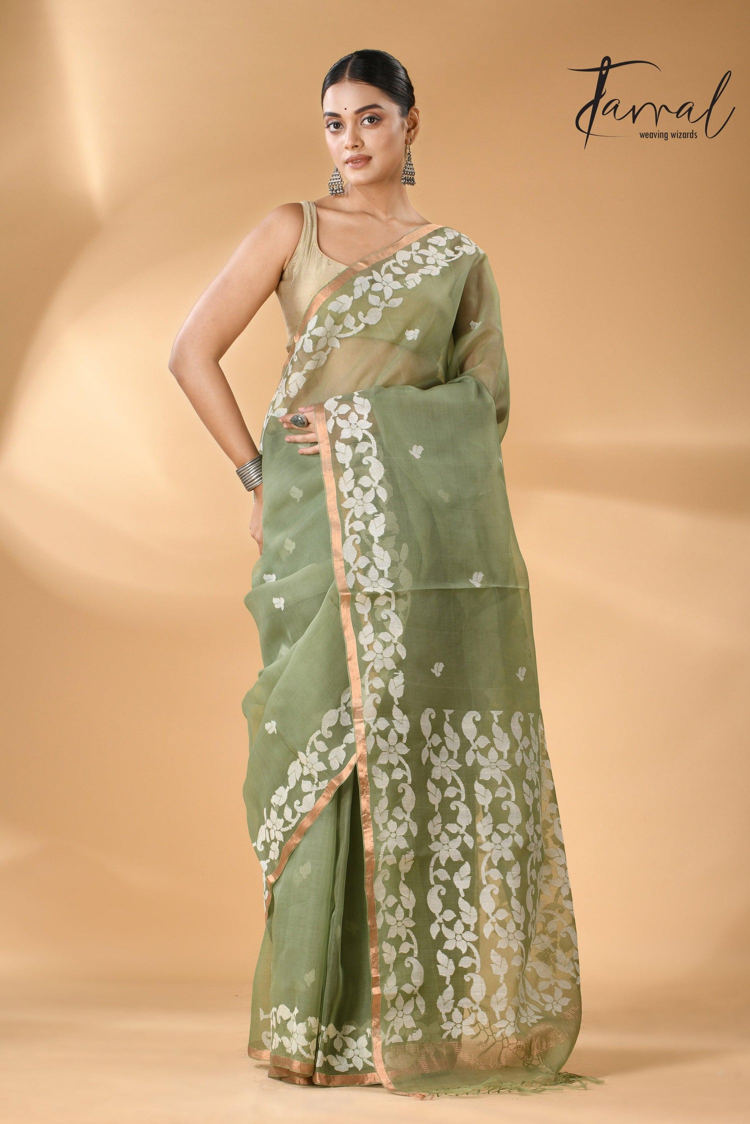 Moss Green Muslin Silk Handwoven Needle Work Jamdani Saree full3