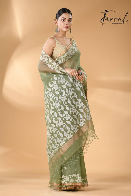 Moss Green Muslin Silk Handwoven Needle Work Jamdani Saree right2