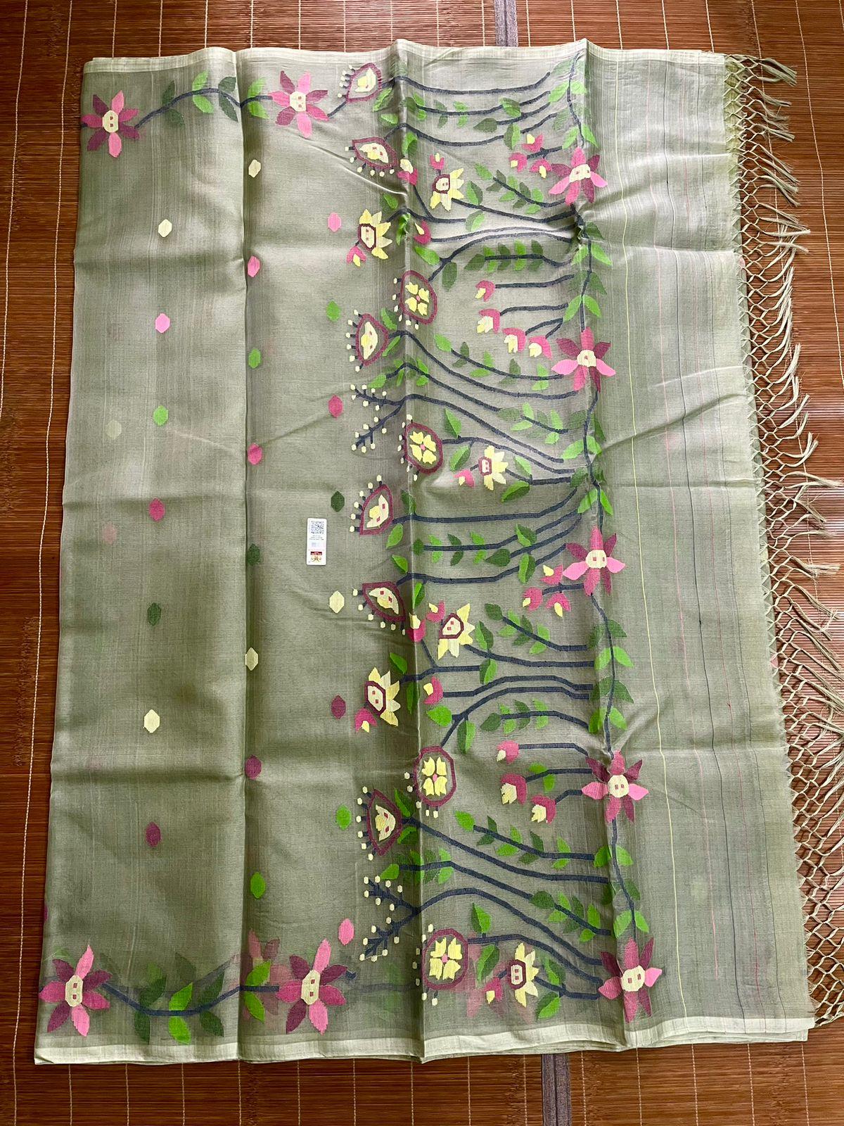 Moss green floral lata handwoven muslin silk jamdani saree - Tamal Boutique