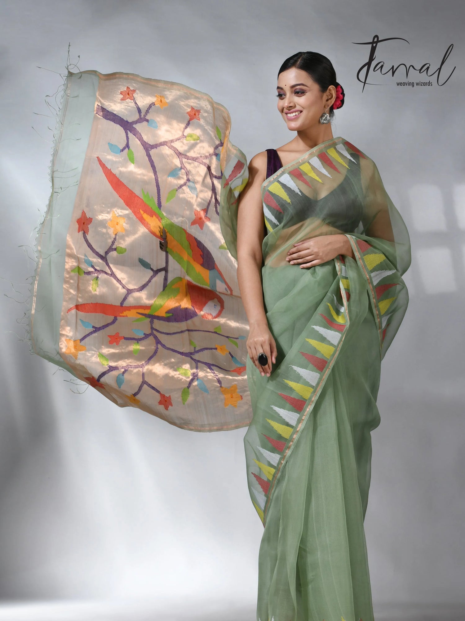 Moss_green_paithani_pure_muslin_silk_handwoven_jamdani_saree