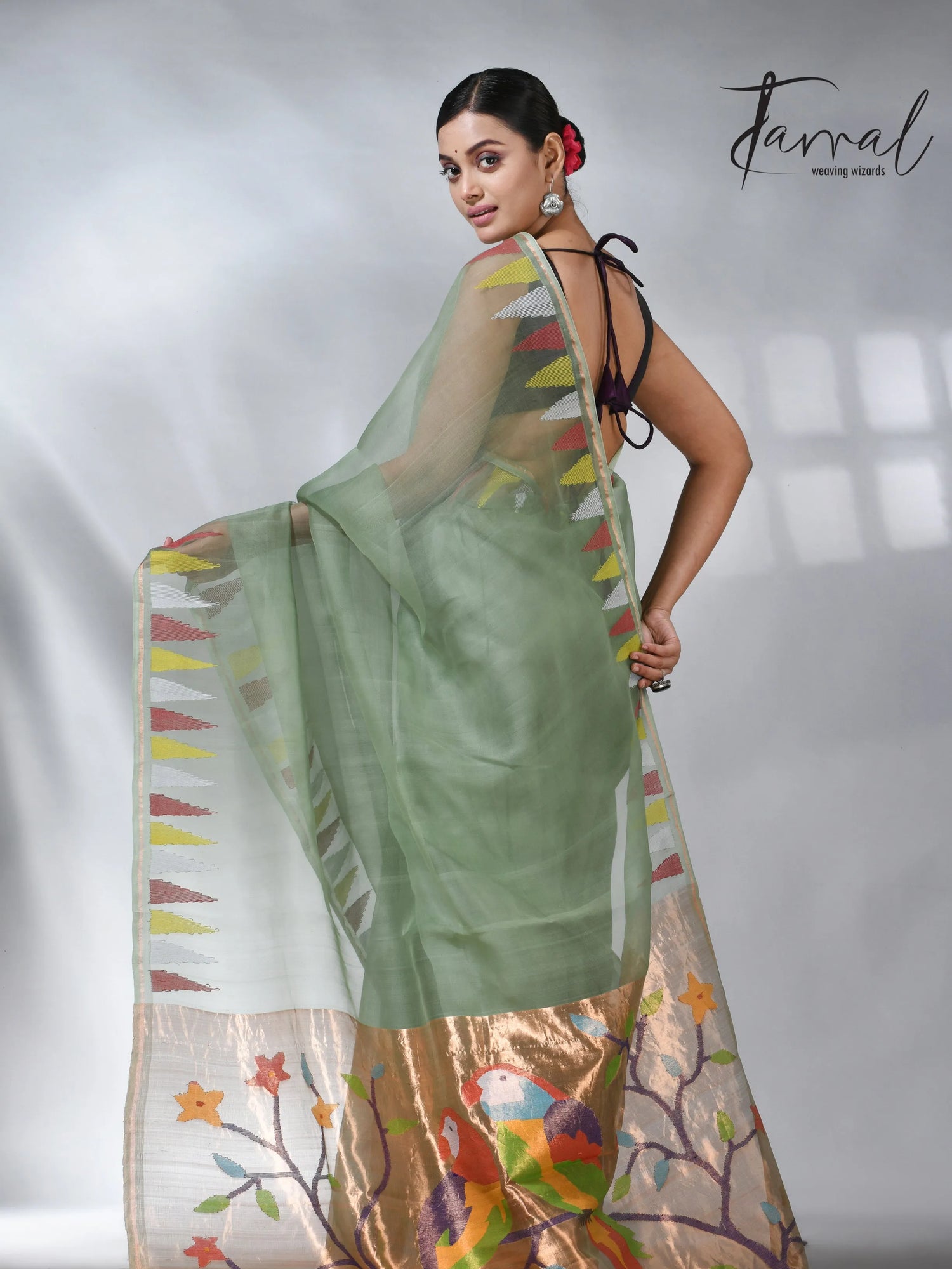 Moss_green_paithani_pure_muslin_silk_handwoven_jamdani_saree