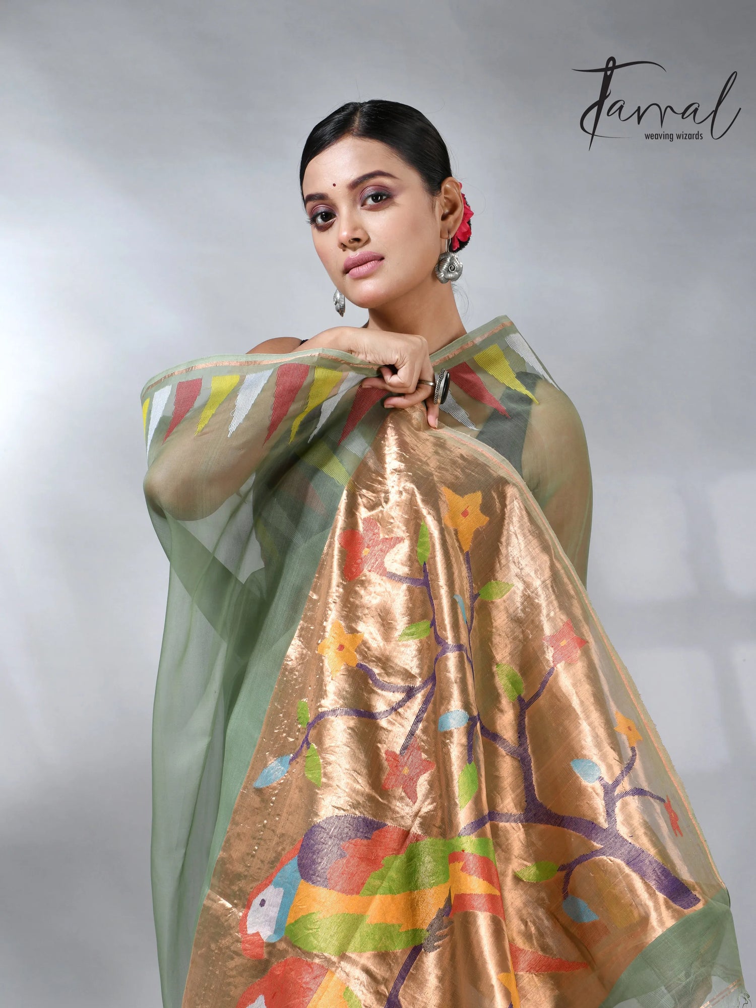 Moss_green_paithani_pure_muslin_silk_handwoven_jamdani_saree