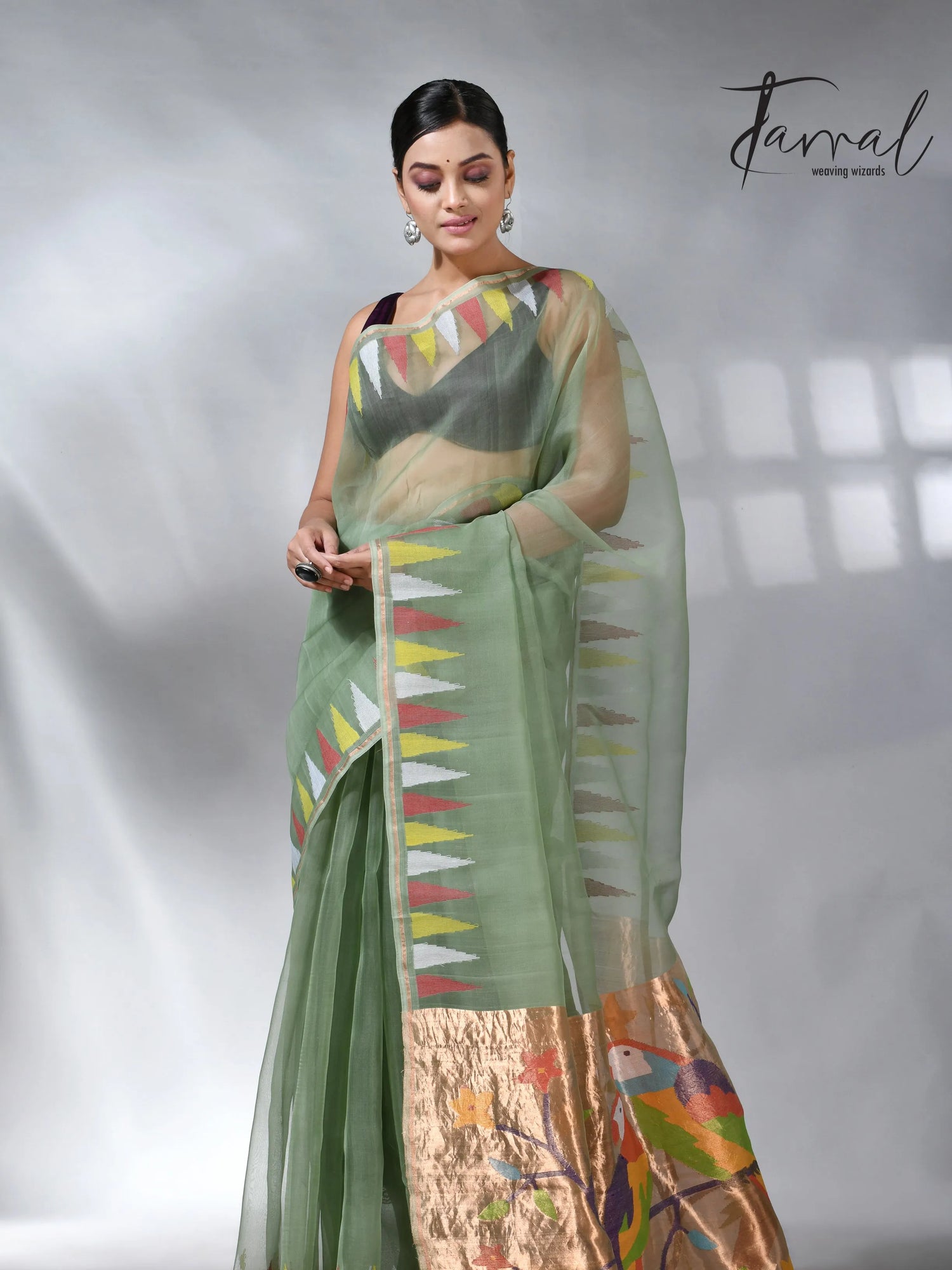 Moss_green_paithani_pure_muslin_silk_handwoven_jamdani_saree