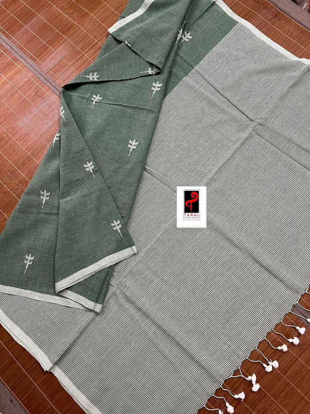 Moss green with white pure cotton jolphoring cotton handwoven jamdani saree - Tamal Boutique