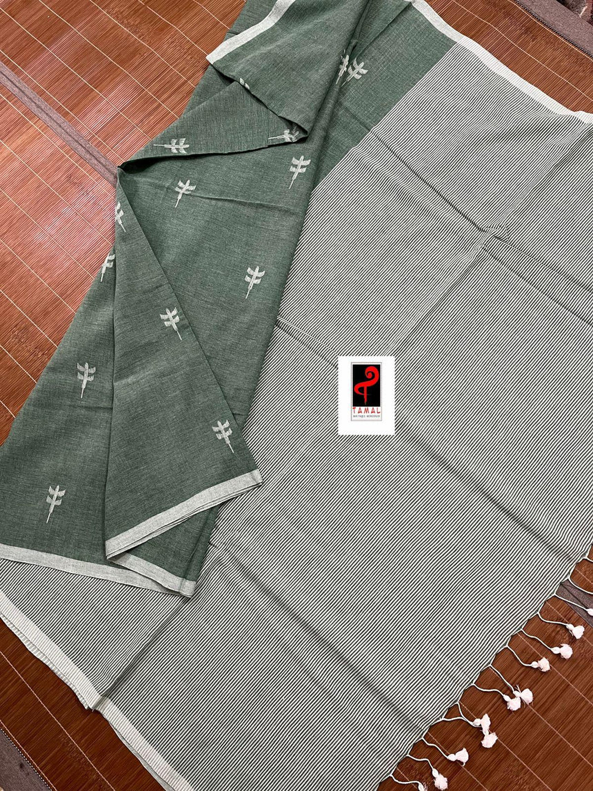 Moss green with white pure cotton jolphoring cotton handwoven jamdani saree - Tamal Boutique