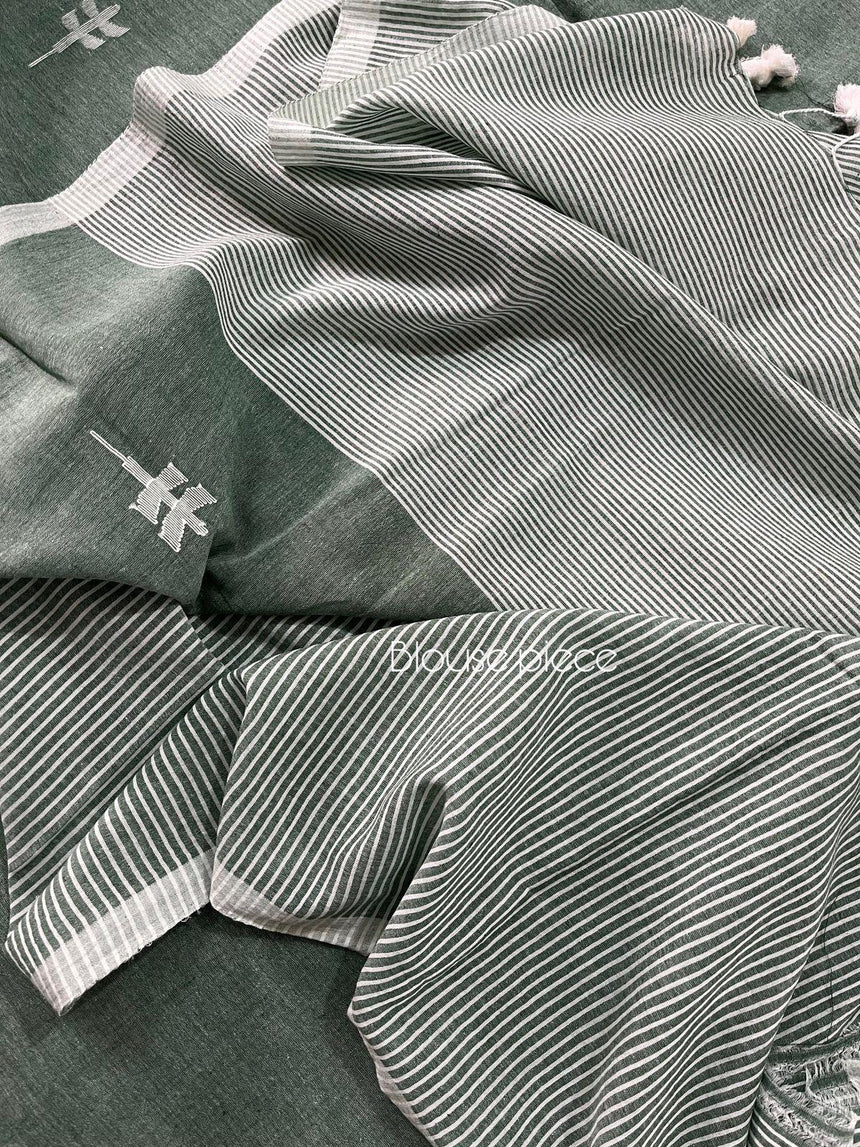 Moss green with white pure cotton jolphoring cotton handwoven jamdani saree - Tamal Boutique