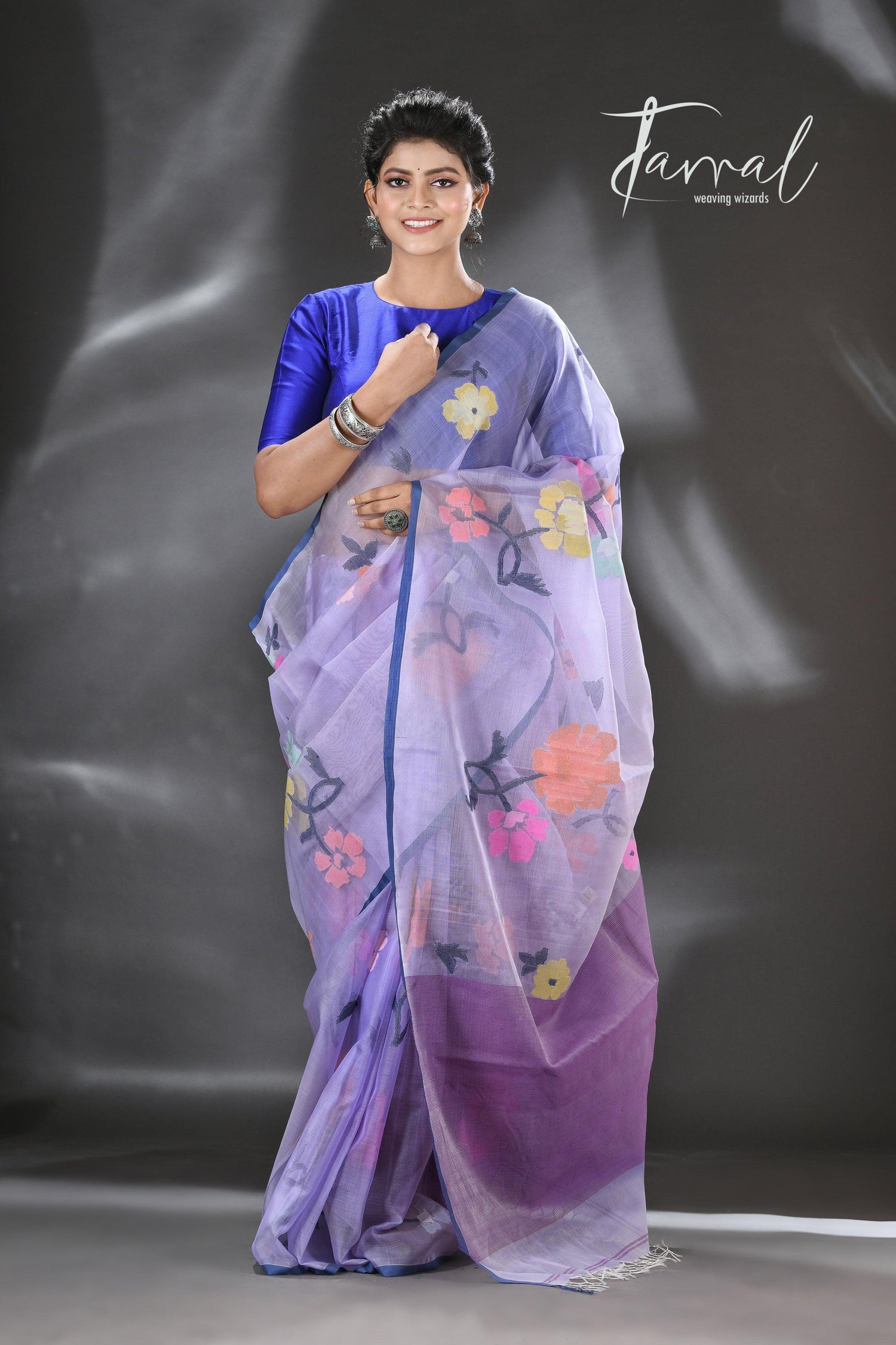 Neelambari Pushpa muslin silk handwoven jamdani saree full3