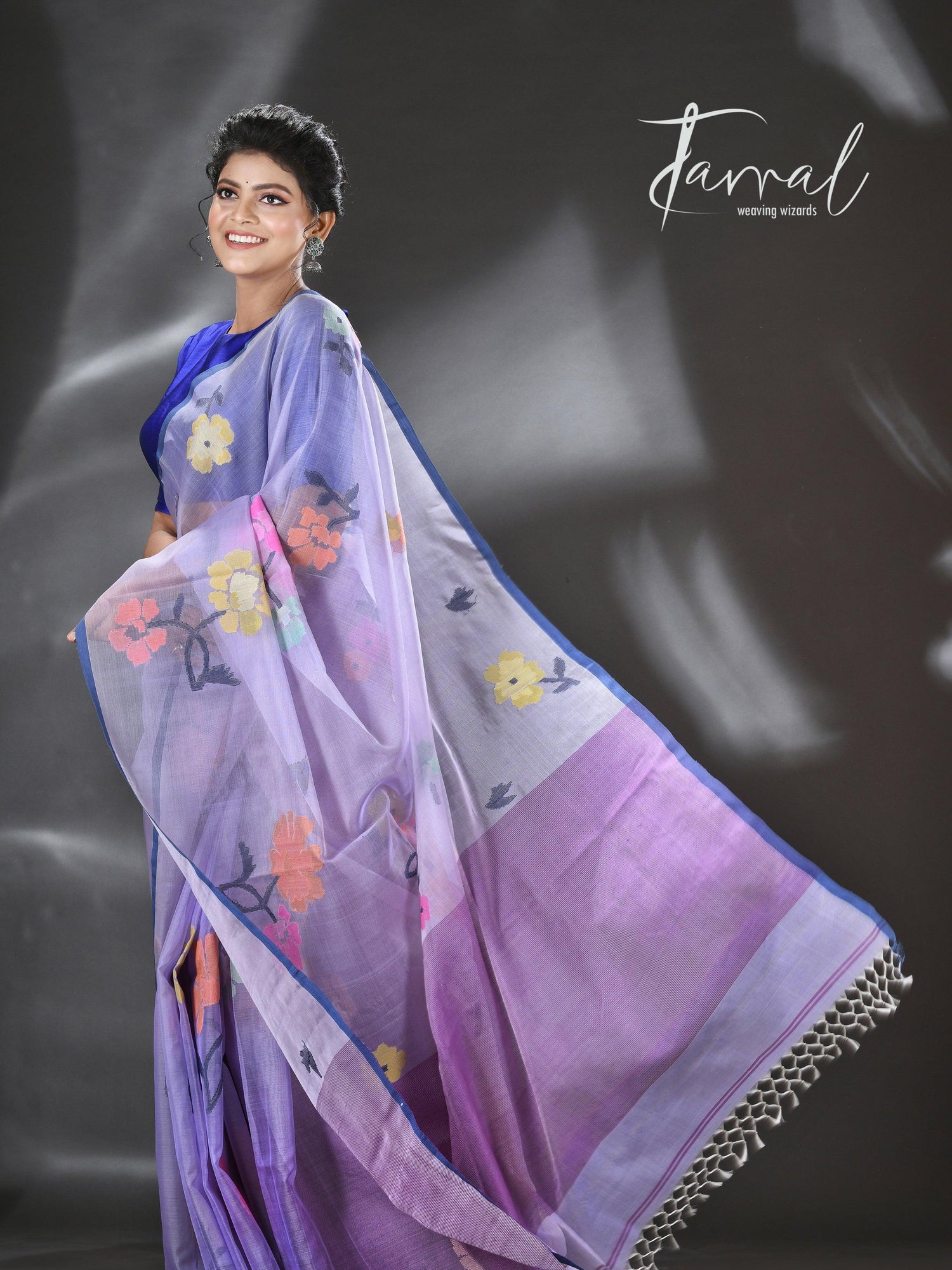 Neelambari Pushpa muslin silk handwoven jamdani saree right